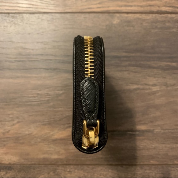 Prada Nero (Black) Saffiano Leather Compact Zip Around Wallet - Picture 3 of 6